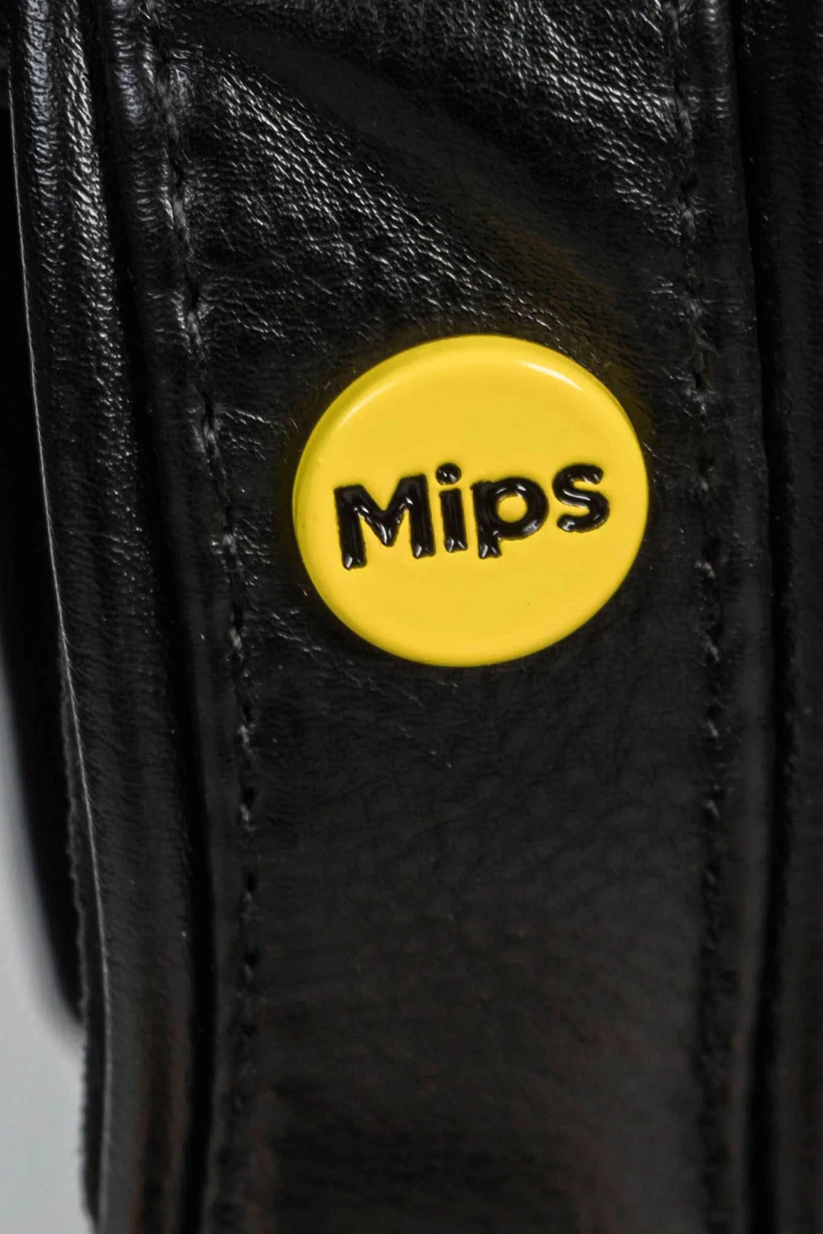 Back on Track Silves ridehjelm med glatt topp