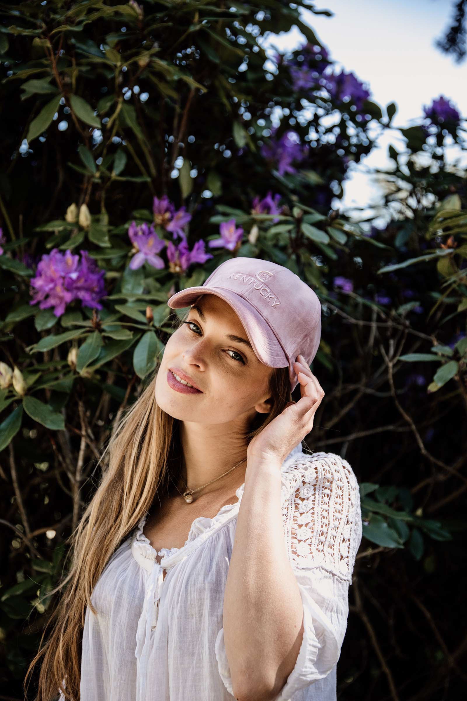 Raspberry Pink Kentucky Horsewear Velvet caps