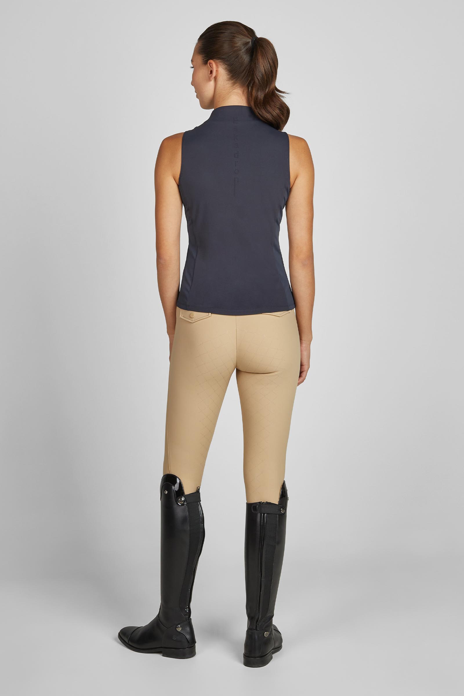 Eskadron Classic Sport SS26 Dame singlet med halv glidel&aring;s