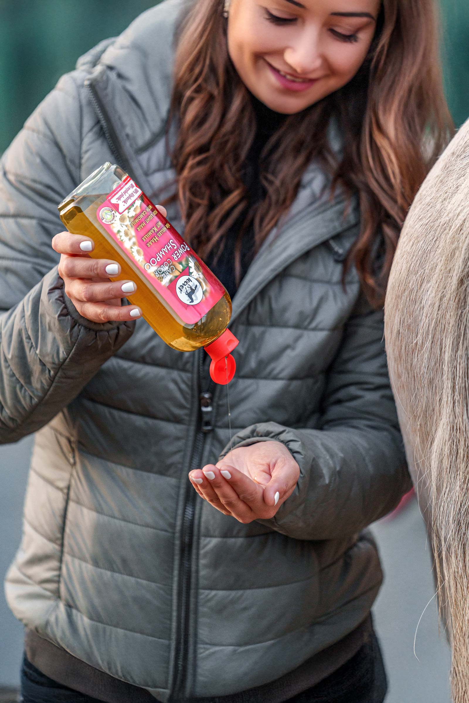 Leovet Power Shampoo med kamille for lyst hår