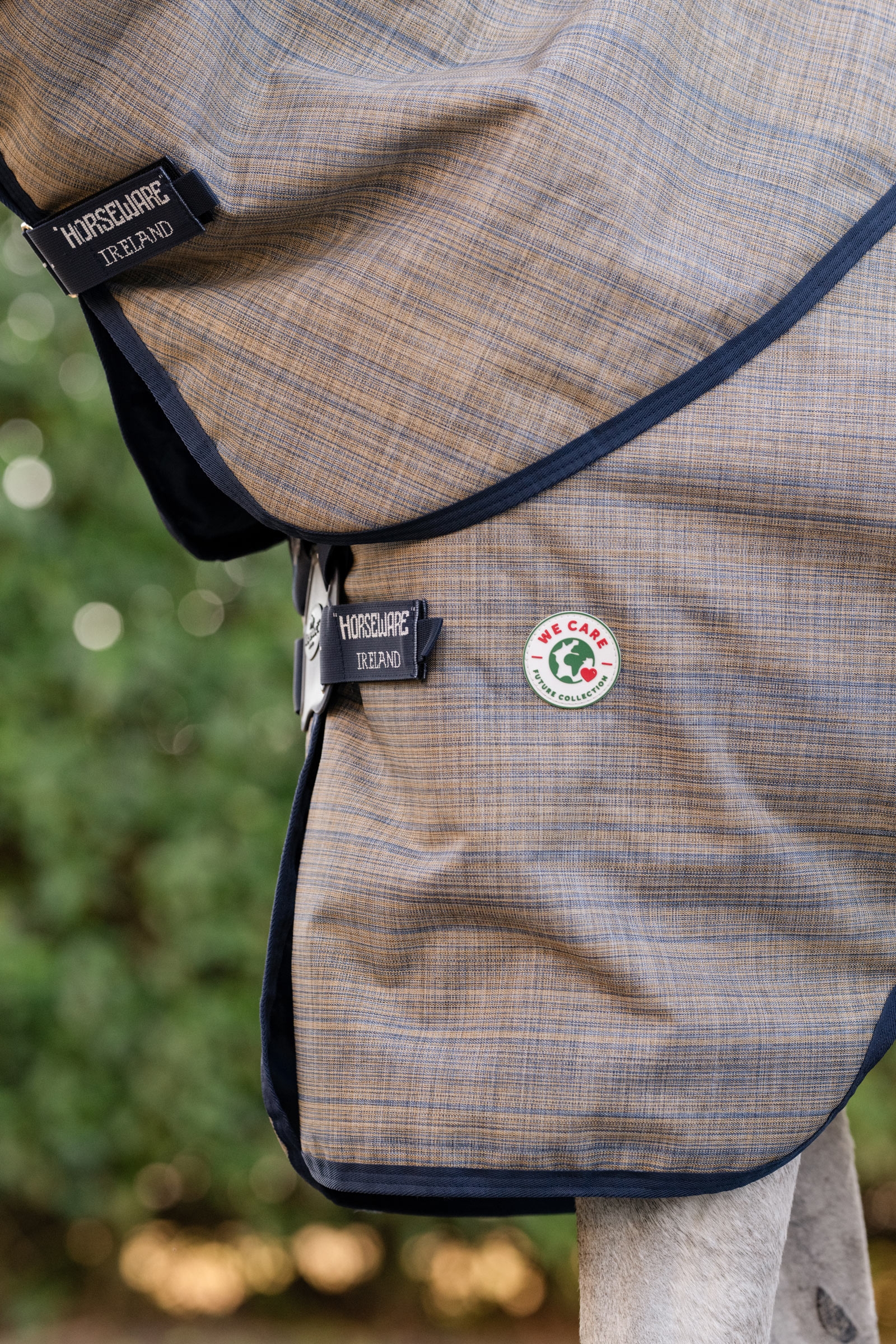 Horseware Amigo Hero 900 Revive Plus utetäcke med avtakbar hals, 50 g