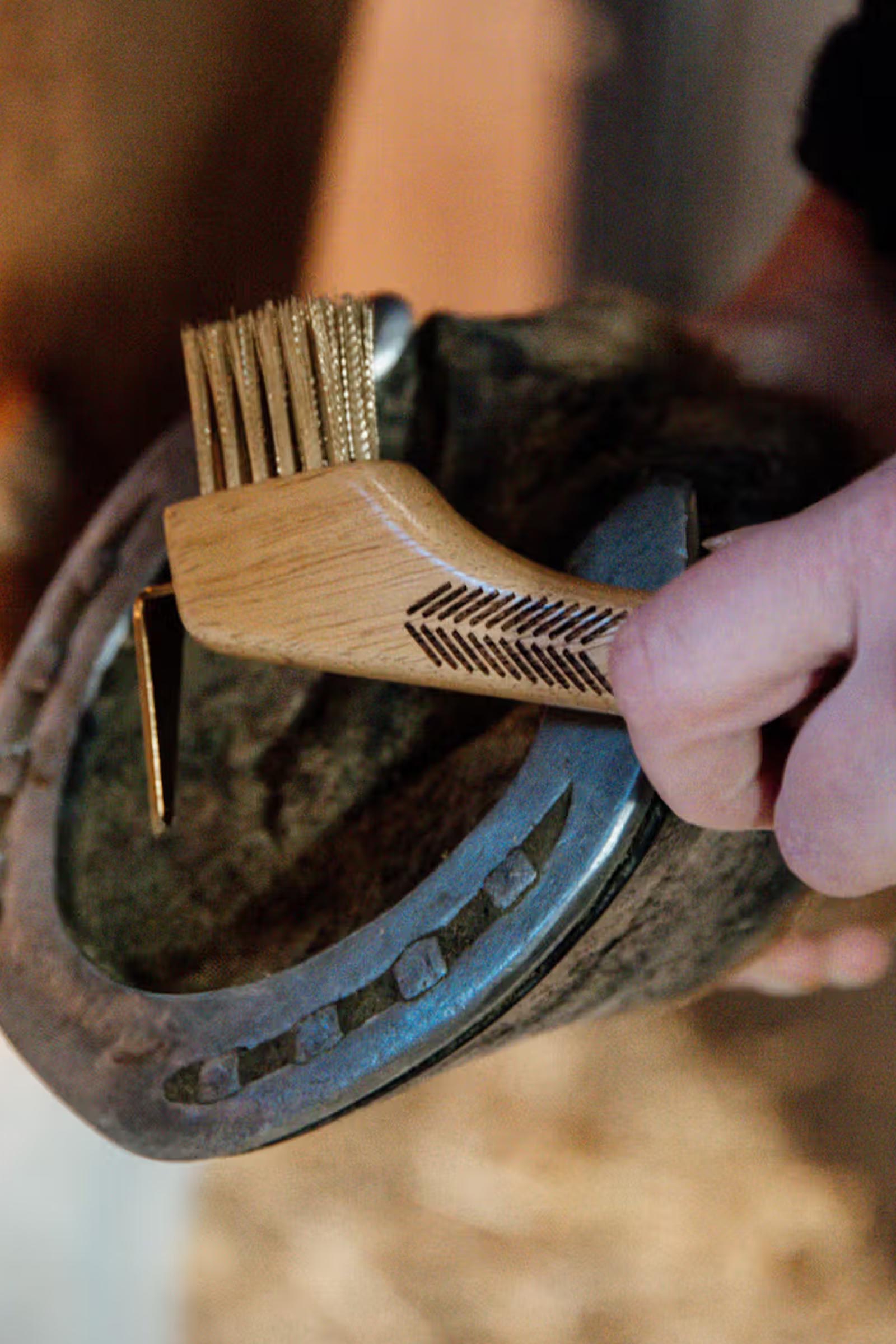 Grooming Deluxe hovrenser med metallb&oslash;rste  