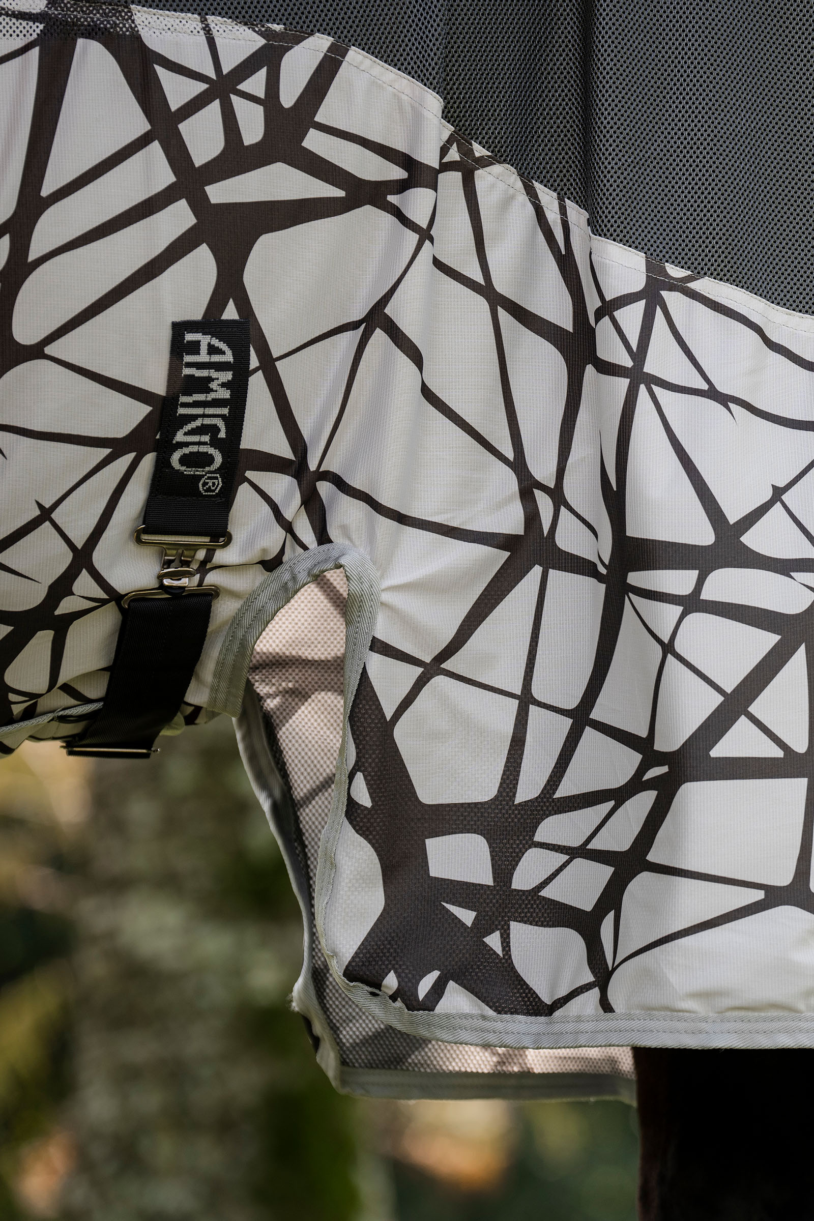 Horseware Amigo CamoFly fluedekken med avtakbar nakkedel