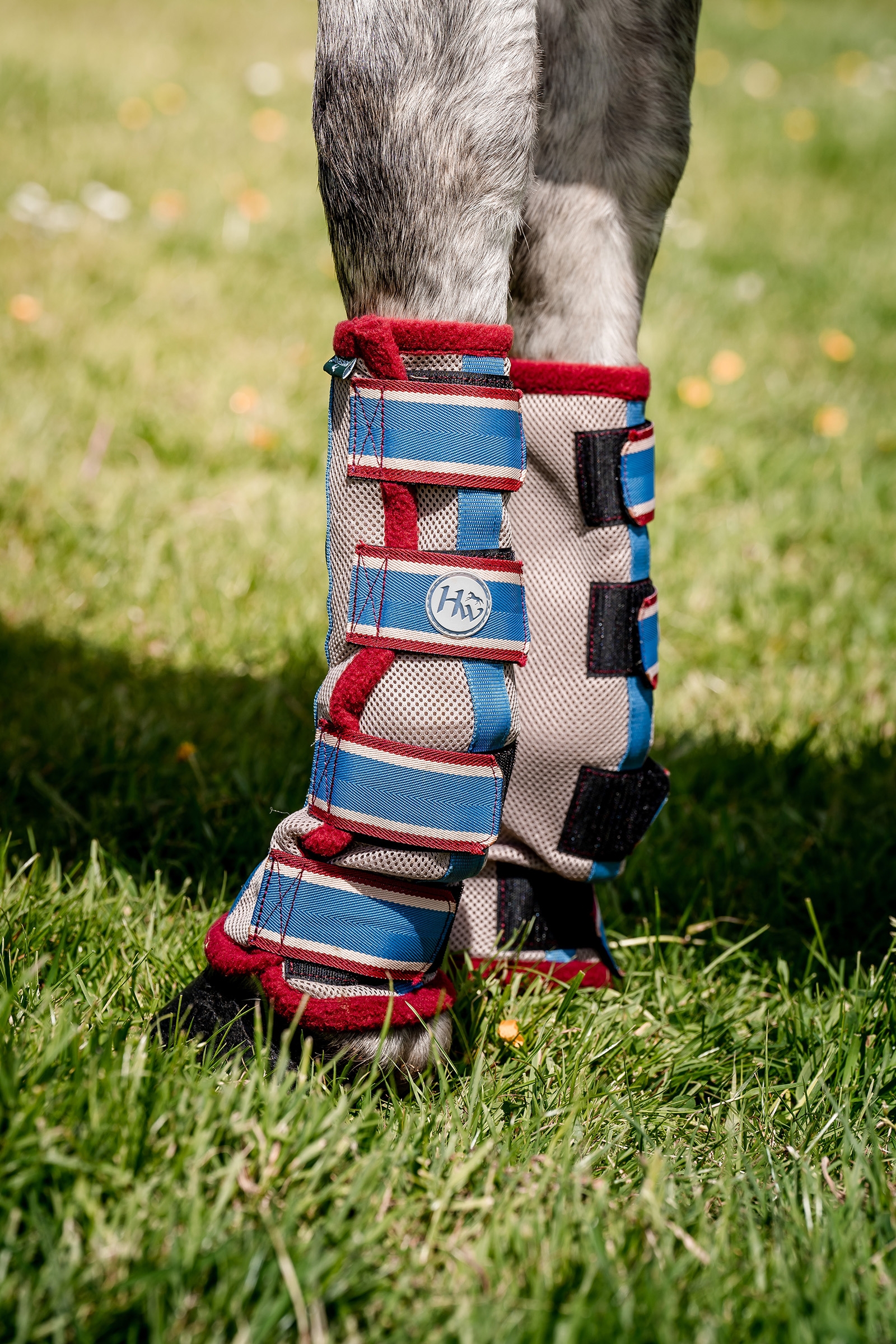 Oatmeal Brown/ Red Horseware anti-flue belegg