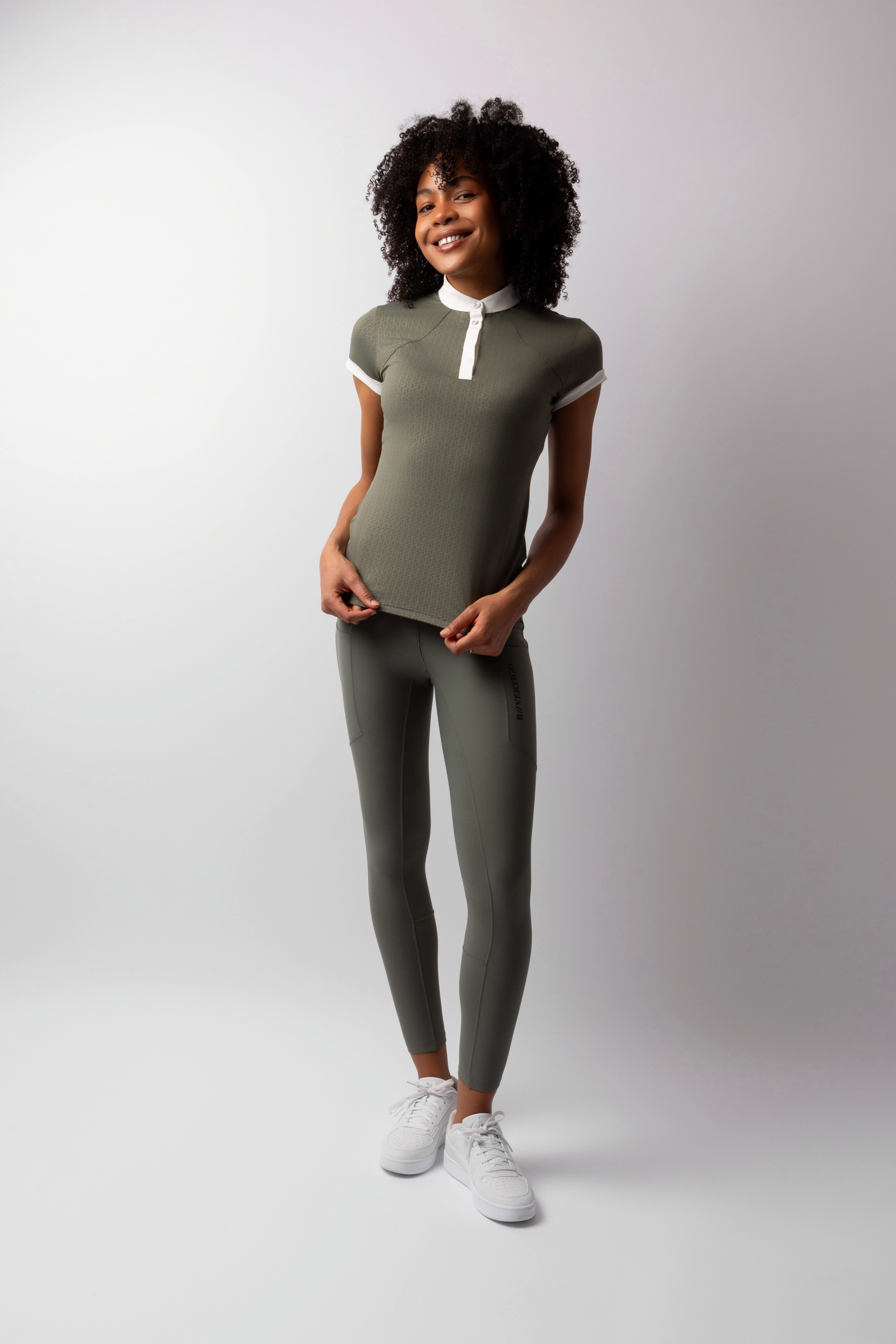 B Vertigo Liv Kvinners stevneskjorte