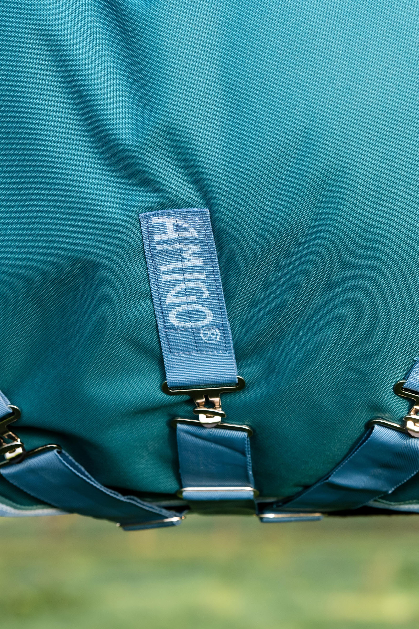 Horseware Amigo Bravo 12 Plus utedekken med avtakbar hals, 400g