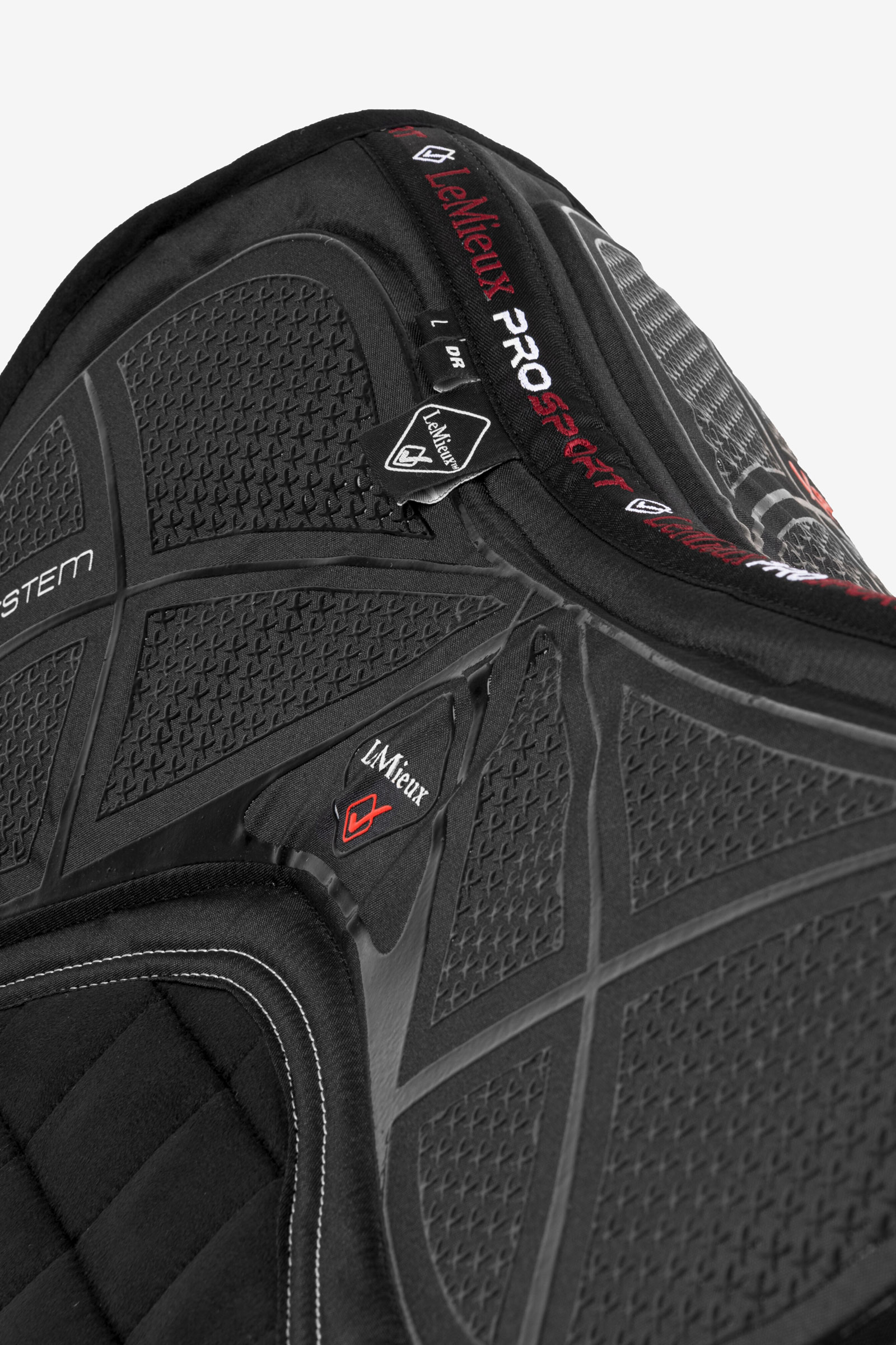 LeMieux X-Grip Silicone Square Dressursjabrak