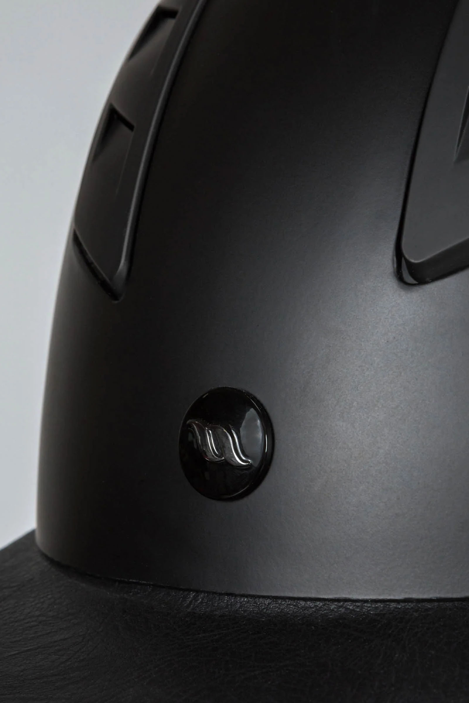 Back on Track Neoz ridehjelm med glatt topp