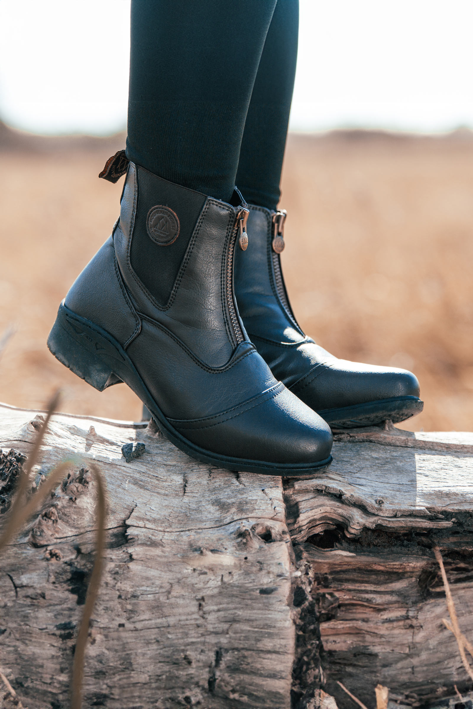 Mountain Horse Veganza Young vinterride- og paddockst&oslash;vler for barn