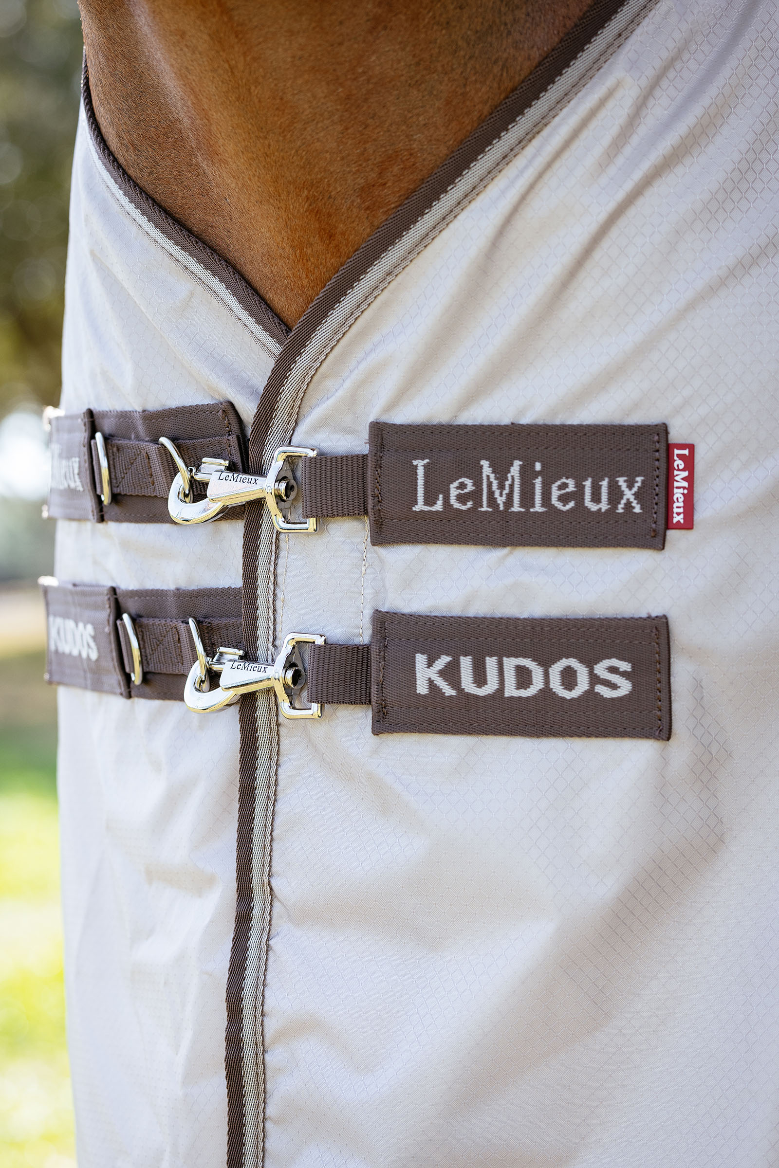 LeMieux Kudos Shower Pro eksemdekken med avtakbar halsdel