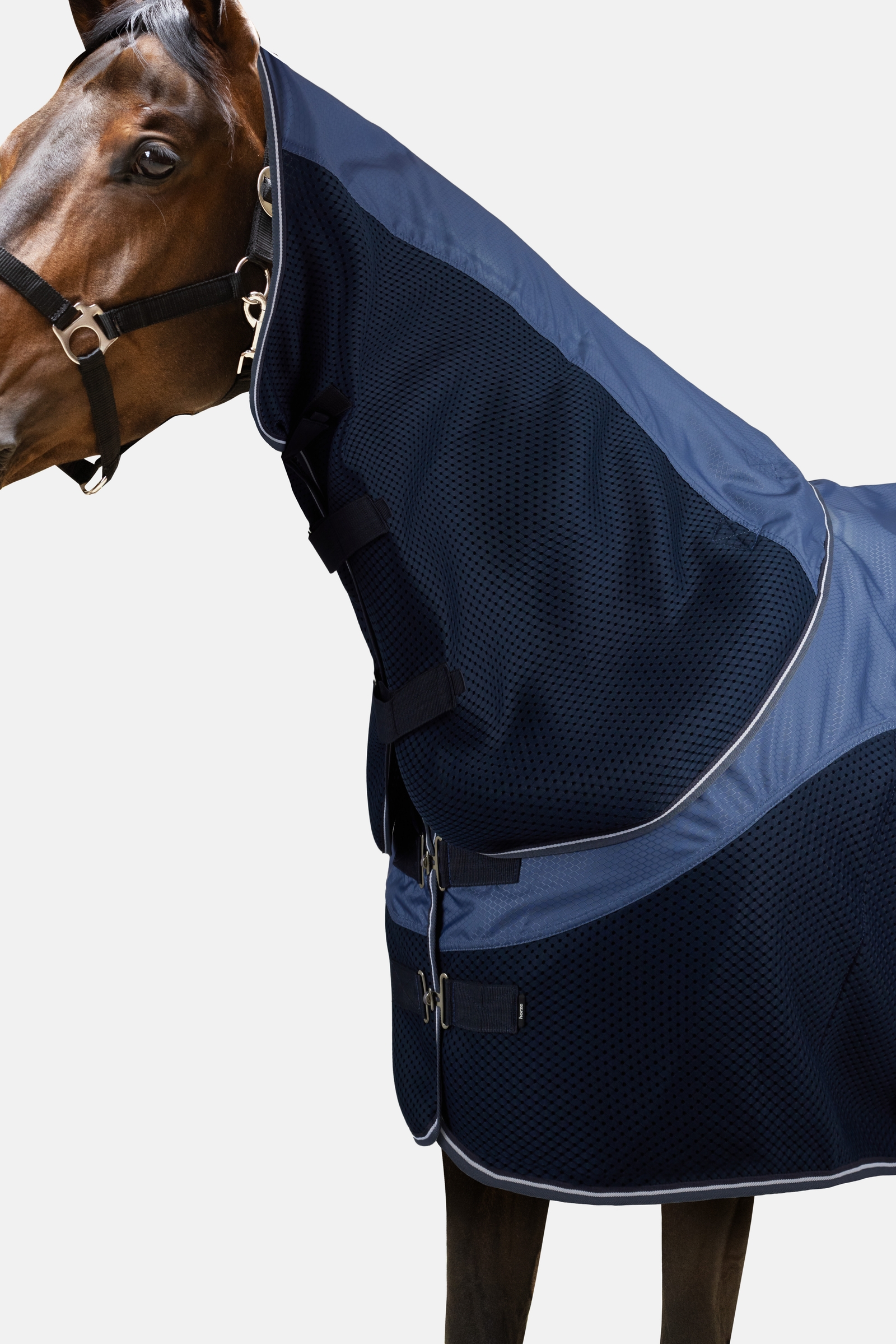 Horze Aircool 3D utedekken for regn med avtakbar hals