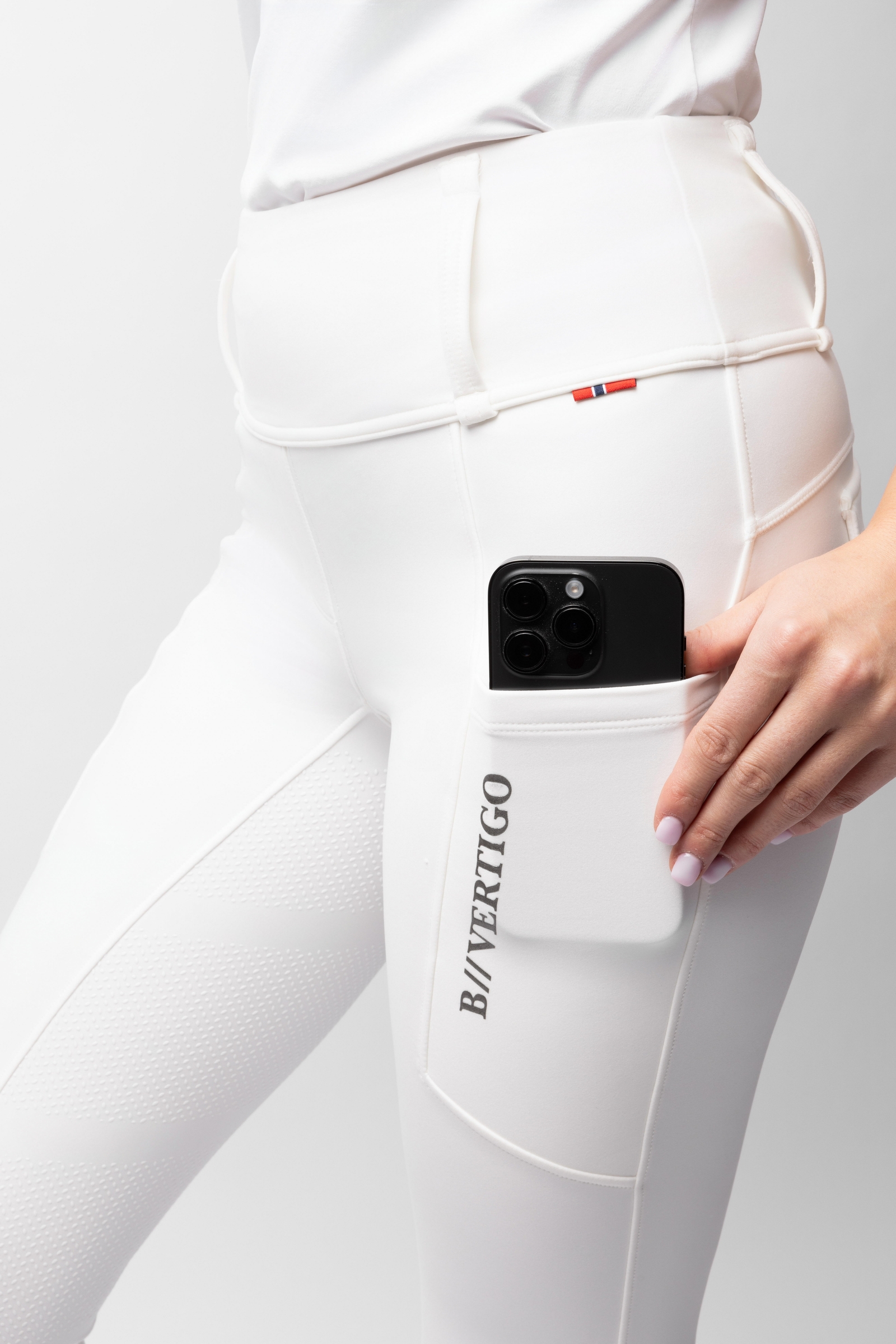 B Vertigo Chiara Helforsterkede ridebukser med kompresjon og hybrid-design  