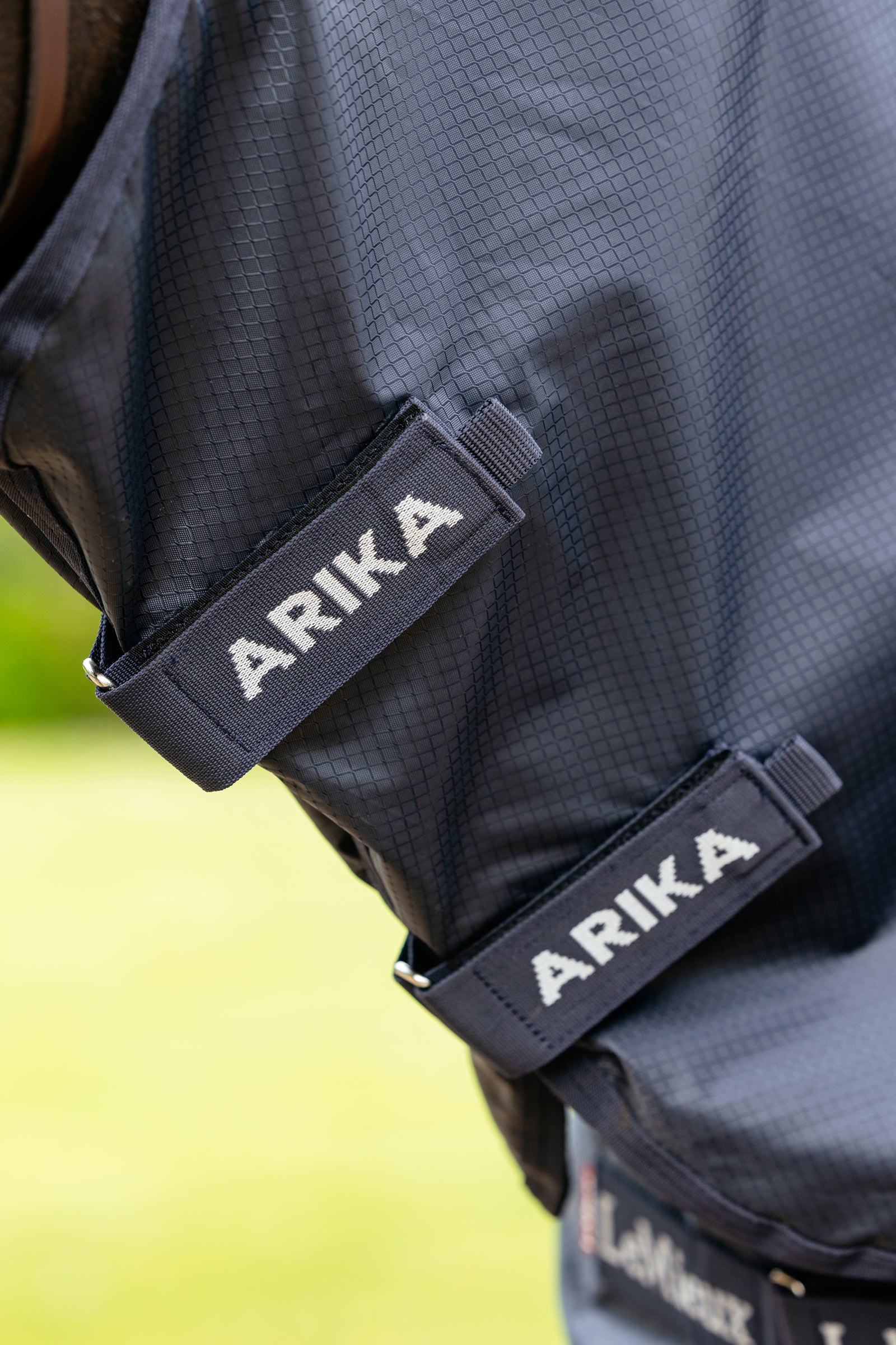 LeMieux regndekken for ridning med fast hals