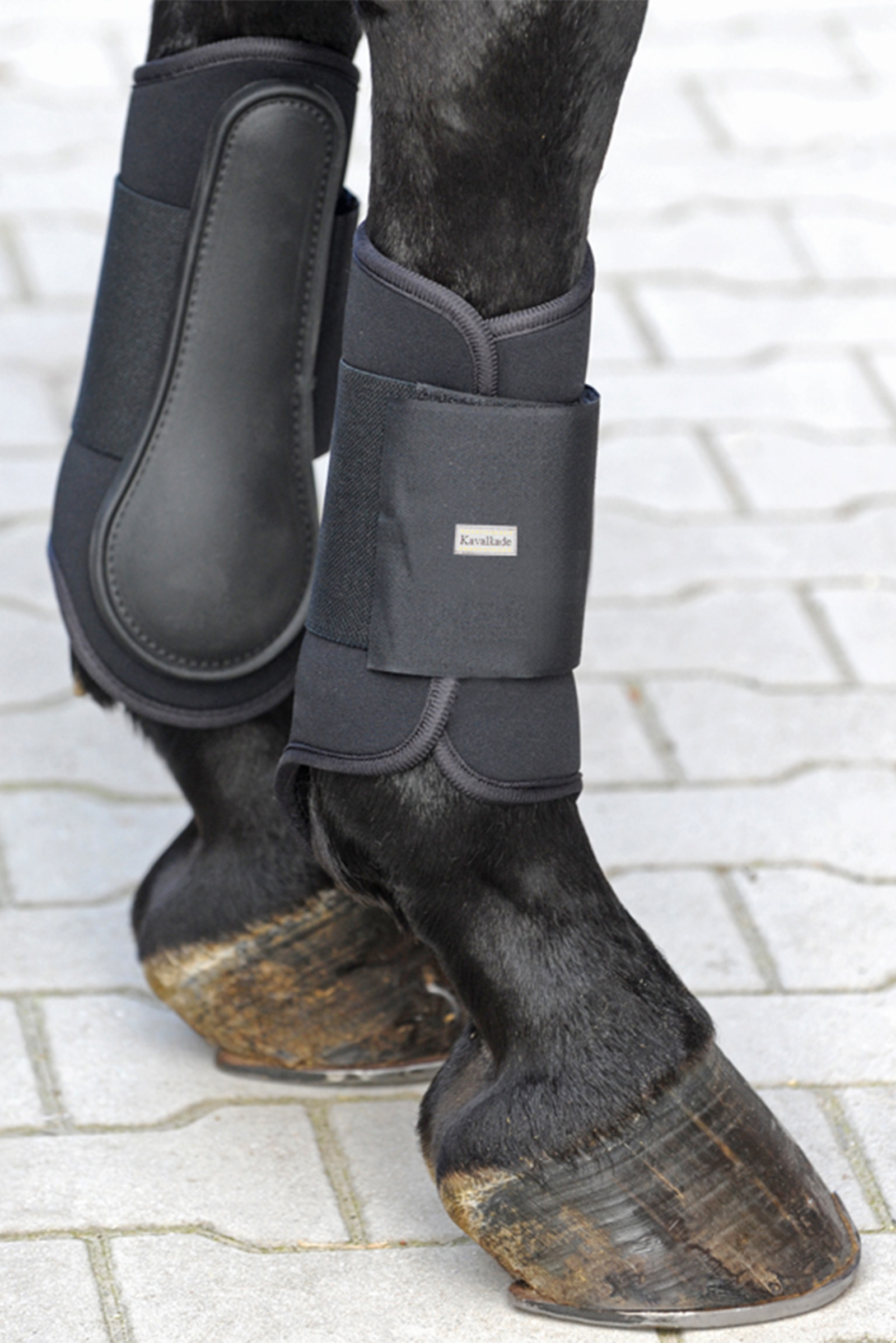 Black Kavalkade myke neoprenbelgg, foran