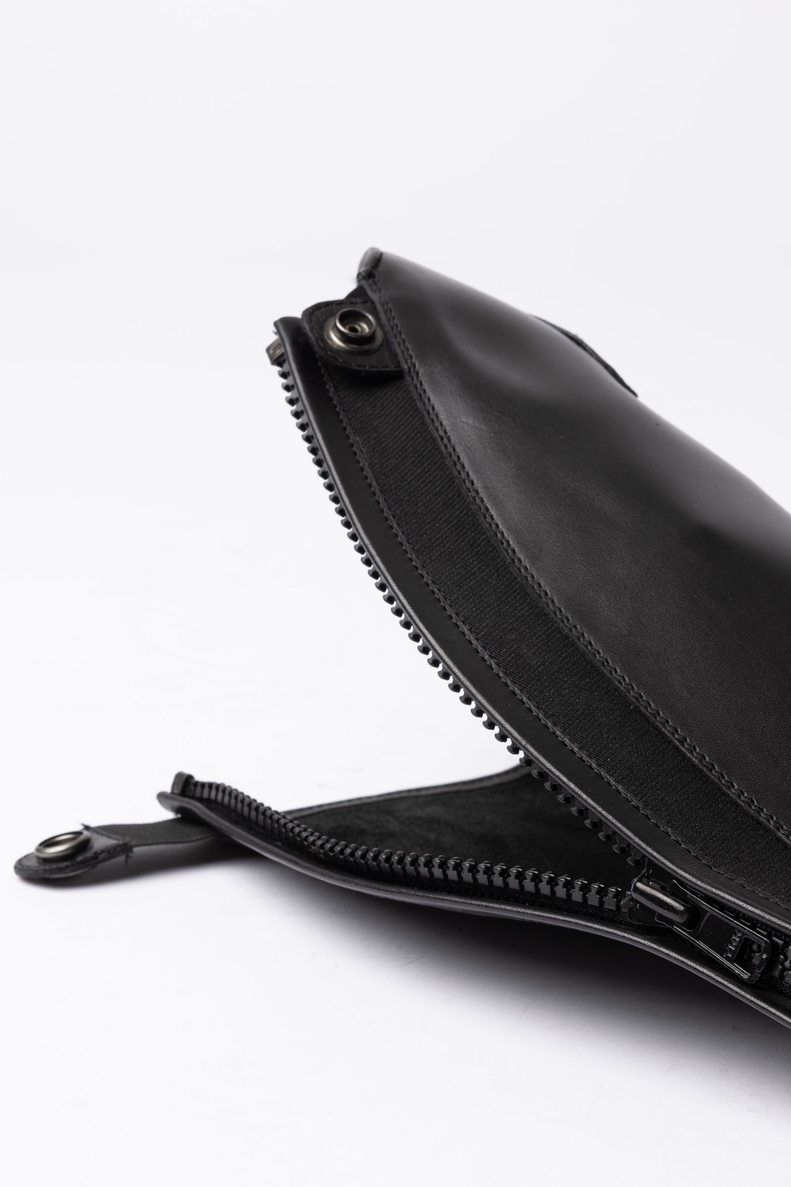 B Vertigo Elegant L&aelig;r Halvchaps