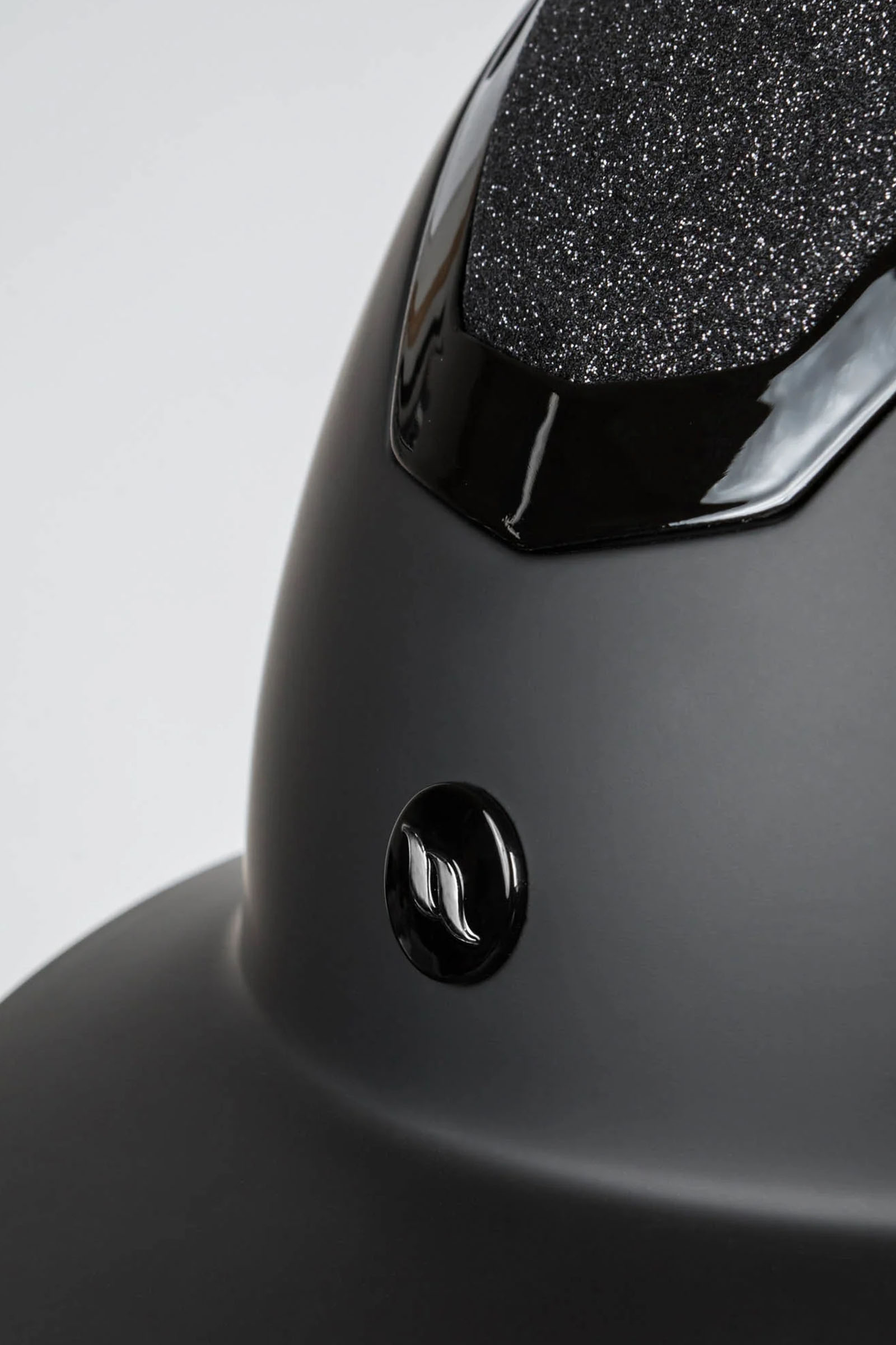 Back on Track Caracas ridehjelm med glatt topp