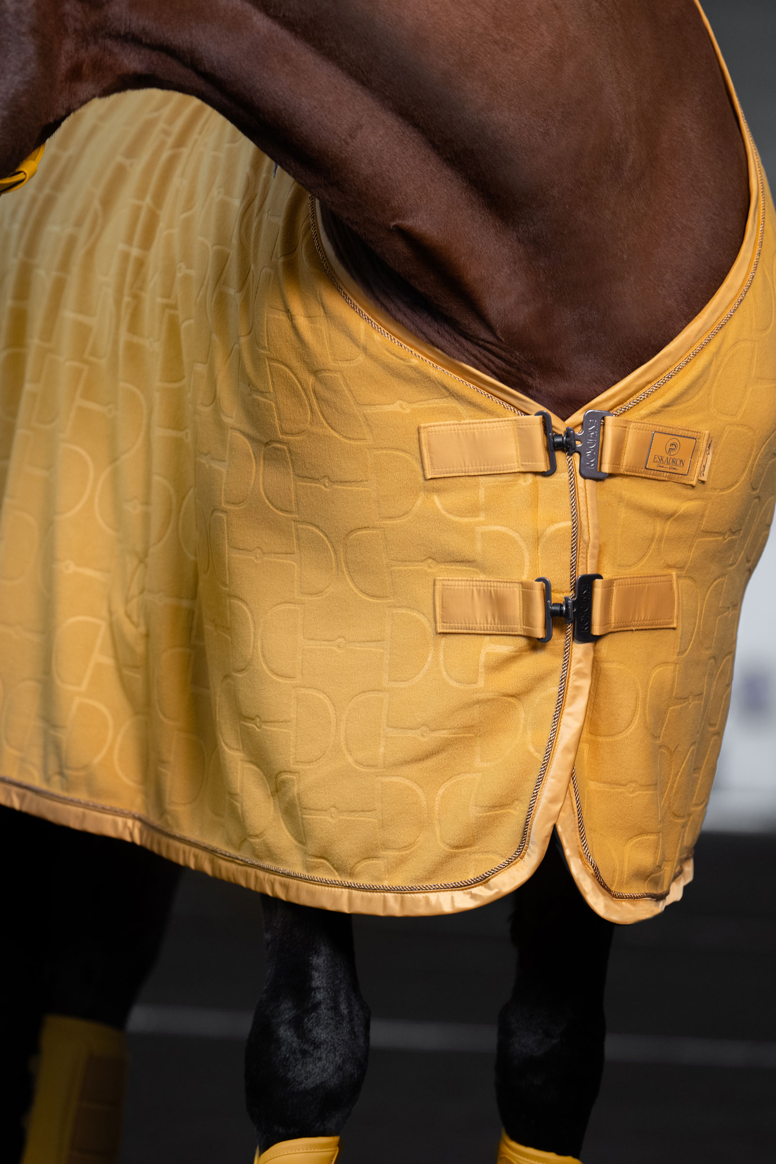 Eskadron Platinum 25 Fleece Stamp Bit Svettedekken