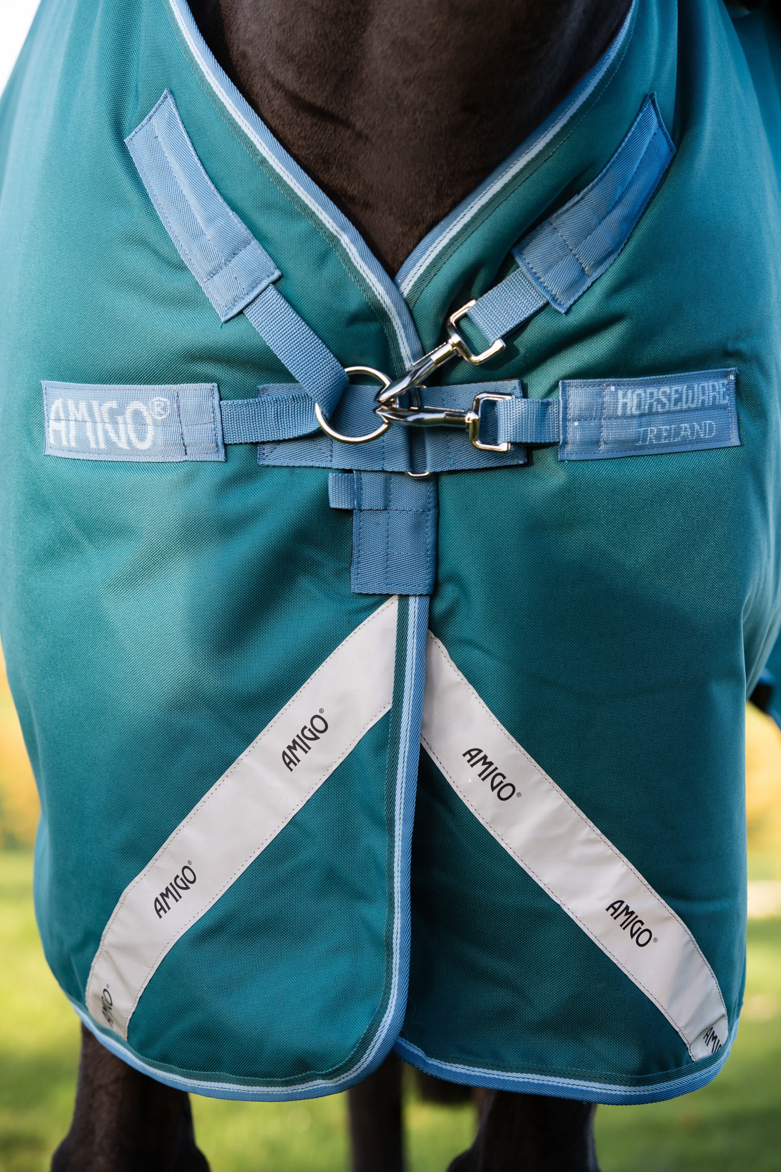 Horseware Amigo Bravo 12 Plus utedekken med avtakbar hals, 400g