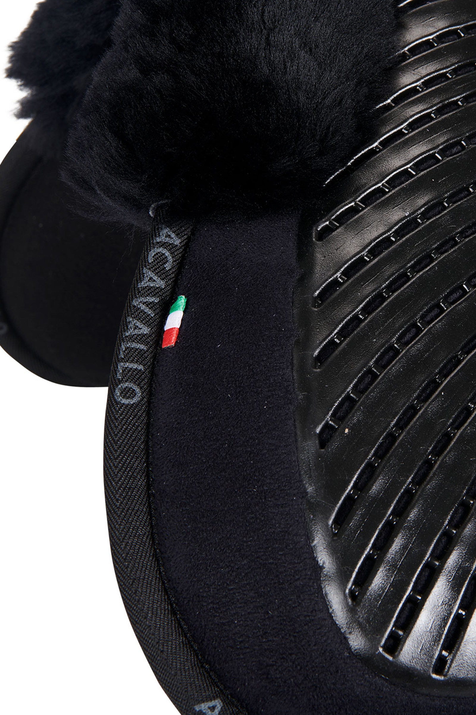 Acavallo Close Contact Gel & Memory Foam halvpad med saueskinn