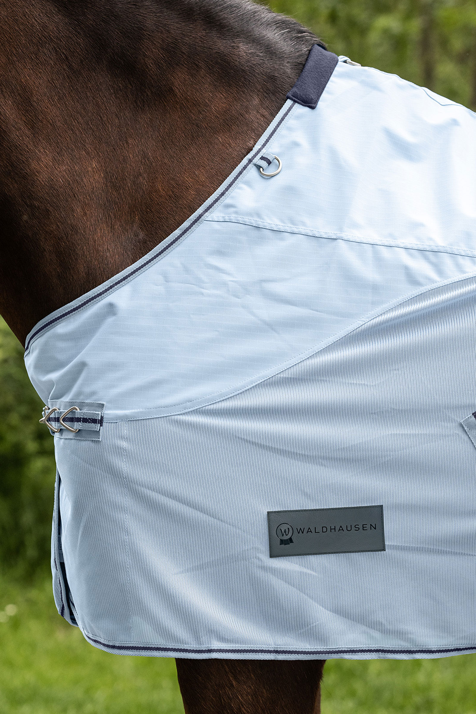 Waldhausen Protect fluedekken med regnbeskyttelse