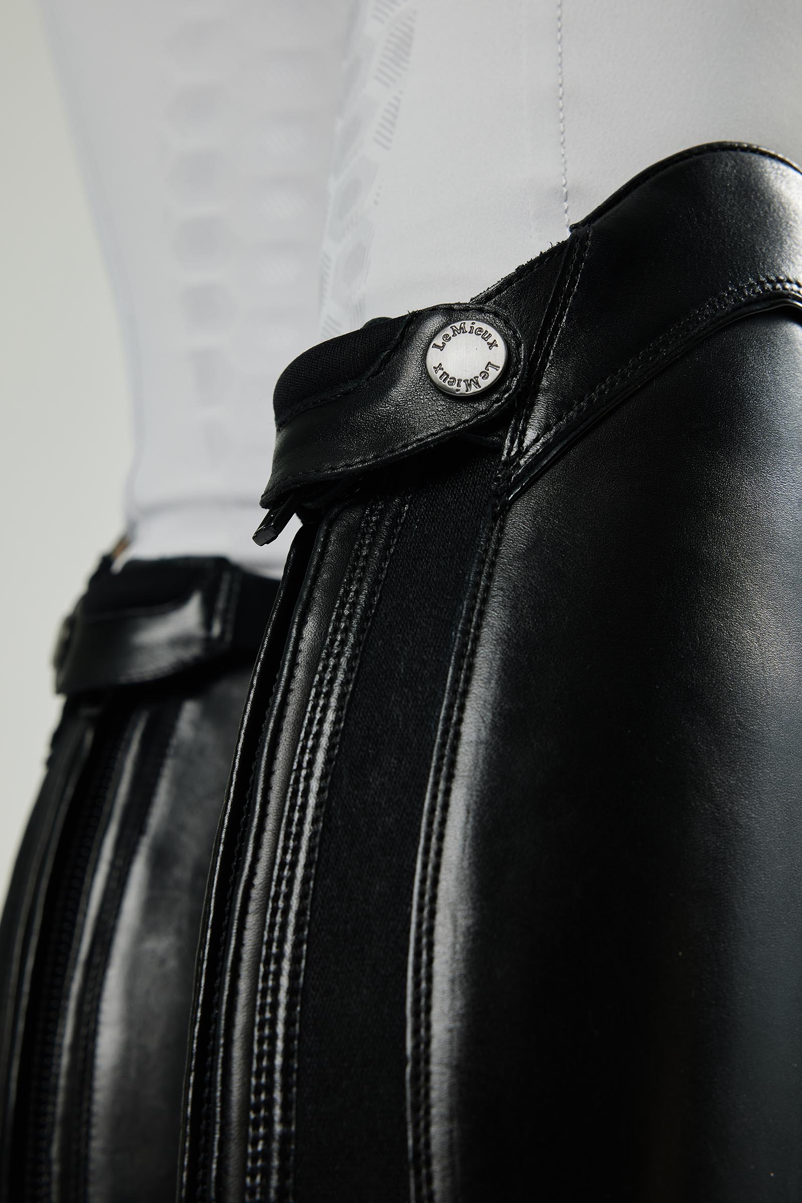 LeMieux ridest&oslash;vler med sn&oslash;ring, kort skaft