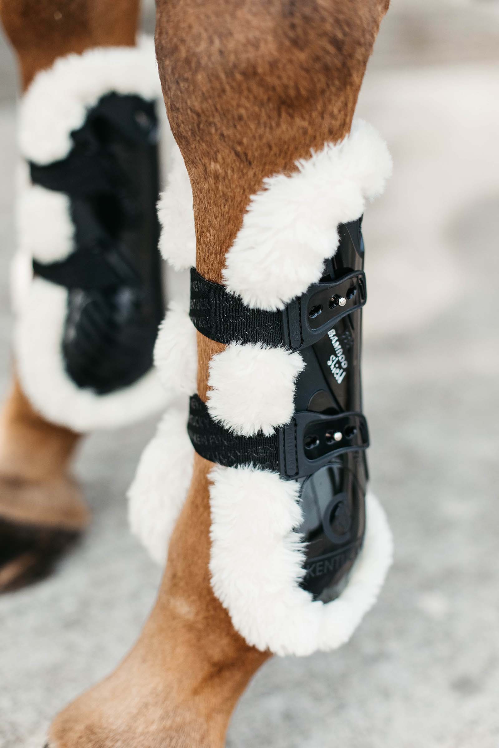 Kentucky Horsewear Vegan elastiske senebelegg med bambus og saueskinn