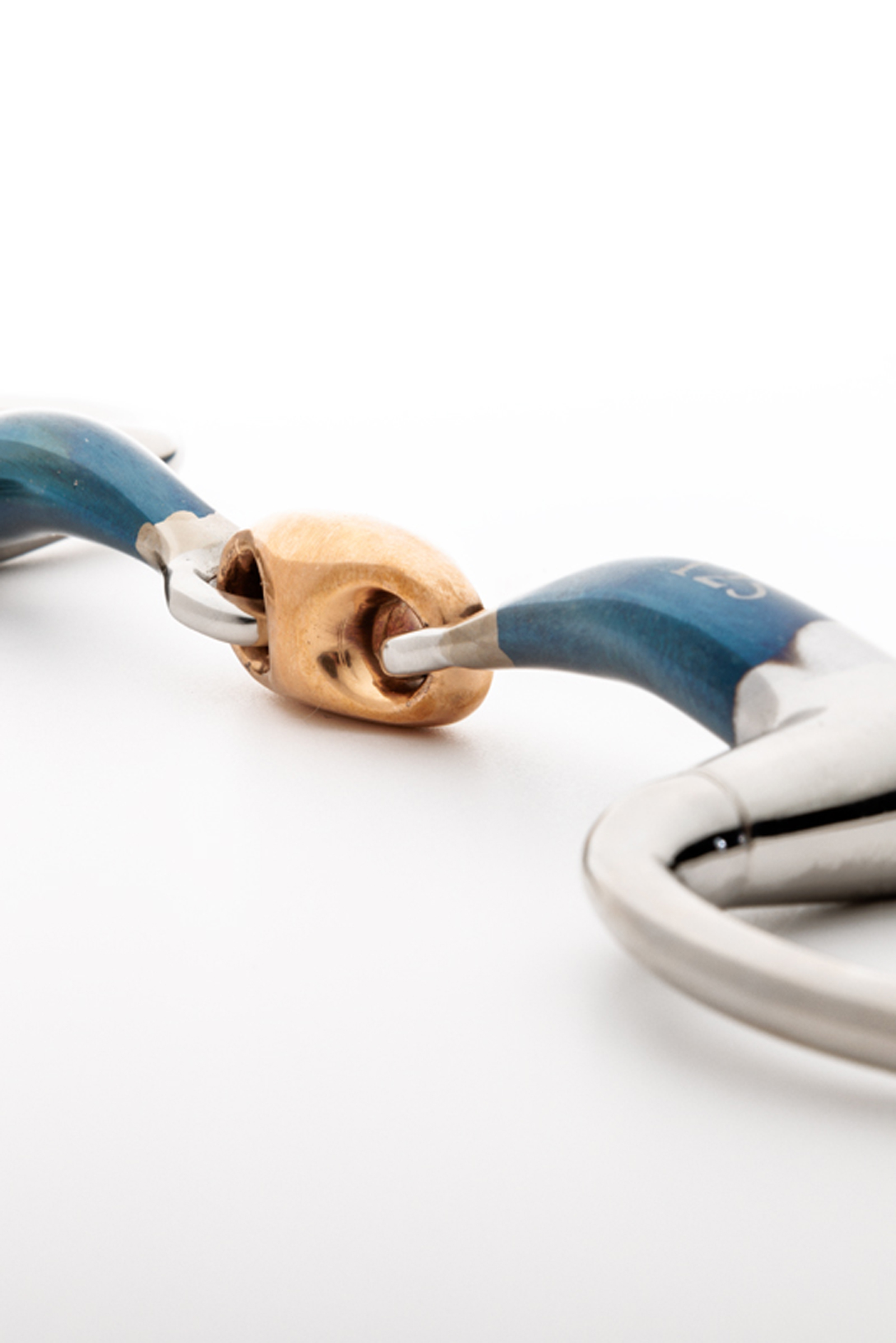 Kavalkade ergonomisk olivensnaffelbitt, dobbeltledd med Lock Up, 14 mm