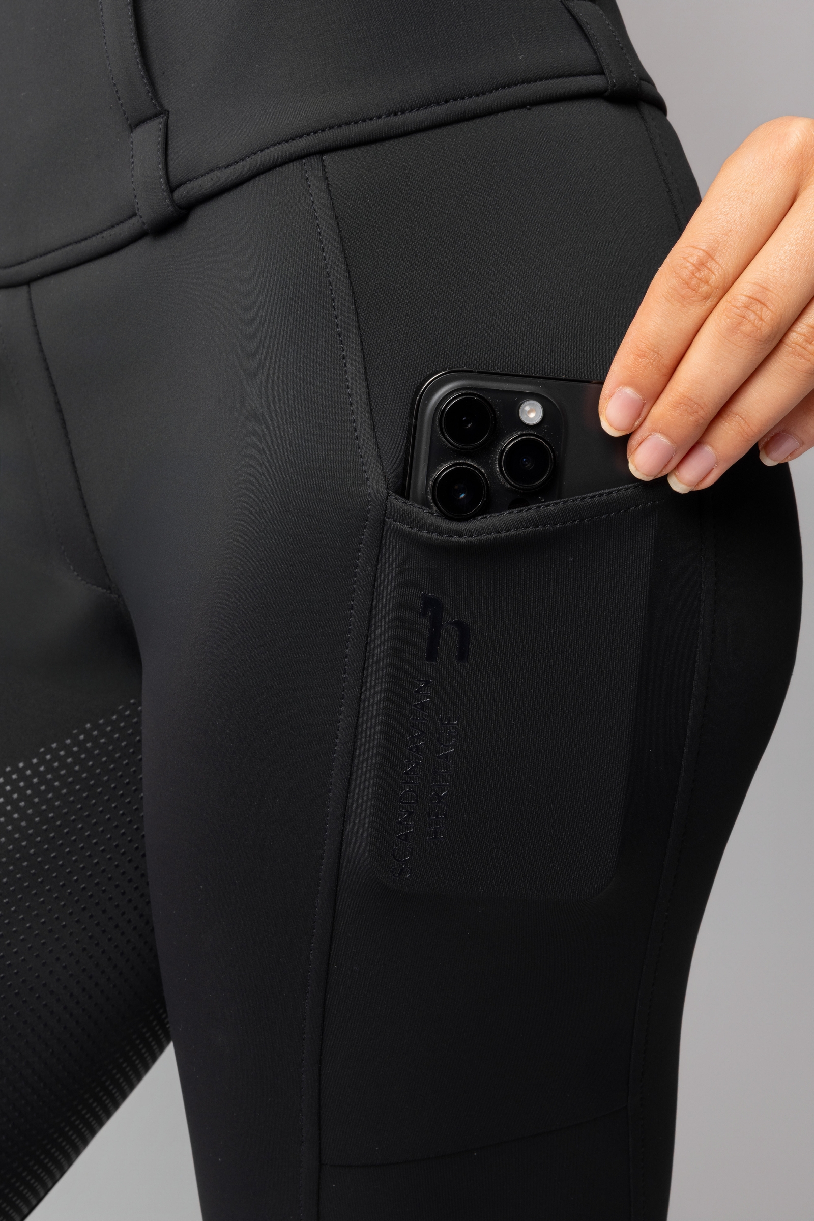 Horze Anya ridetights for kvinner med helforsterkning i silikon UPF 50+