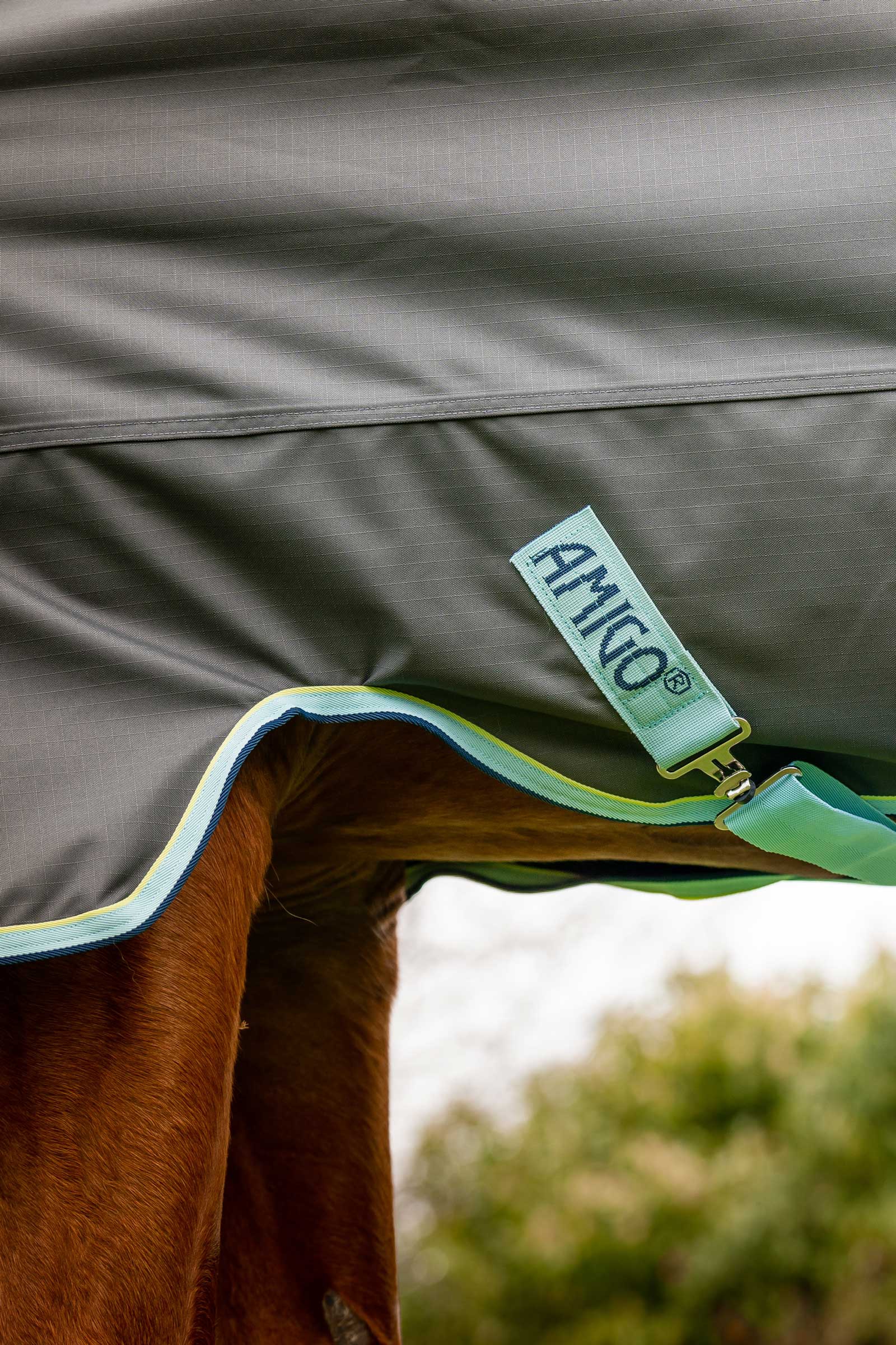 Horseware Amigo Hero Ripstop Plus utedekken med avtakbar hals, 200g
