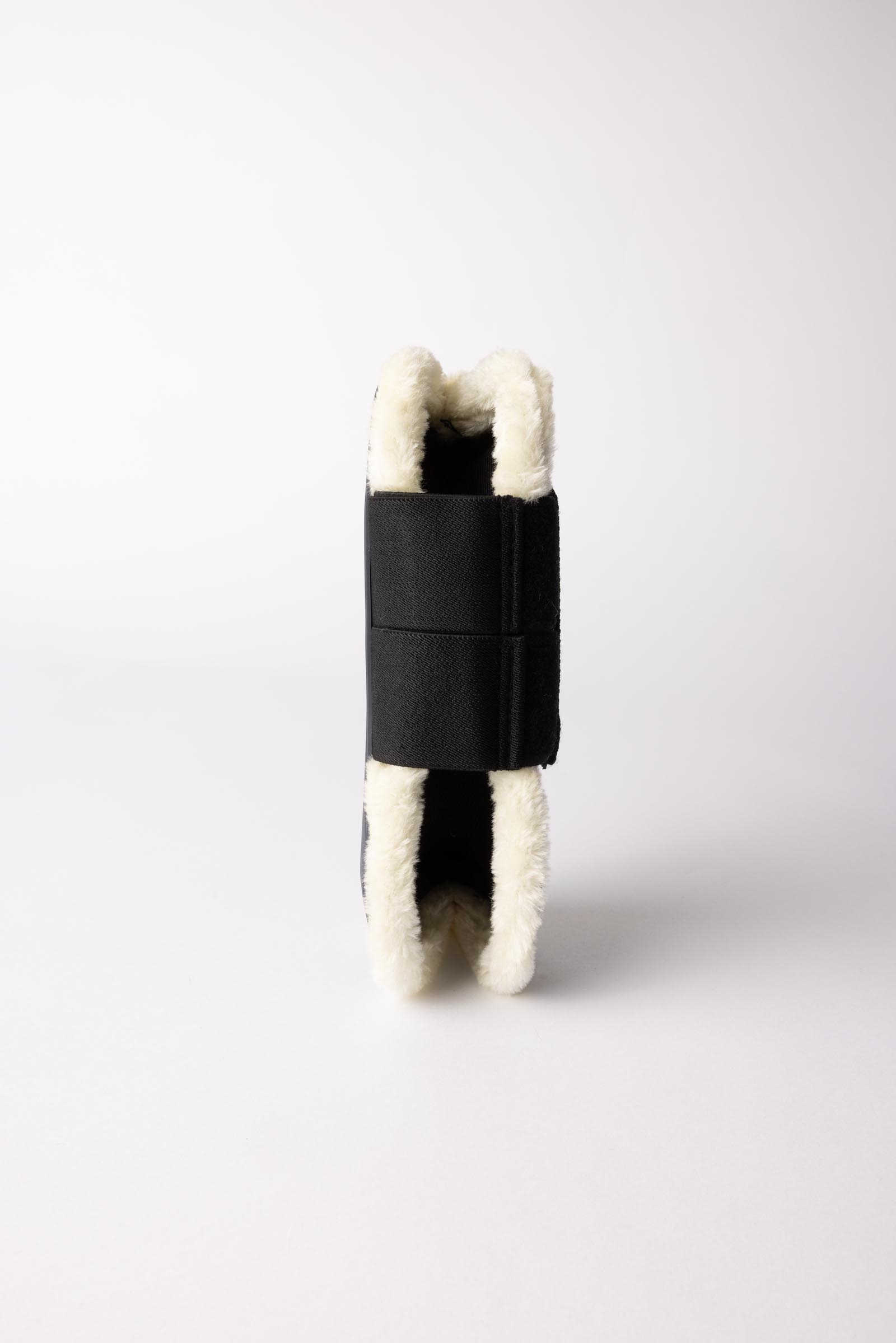 Horze Armour Airflow Senebelegg med kunstpels