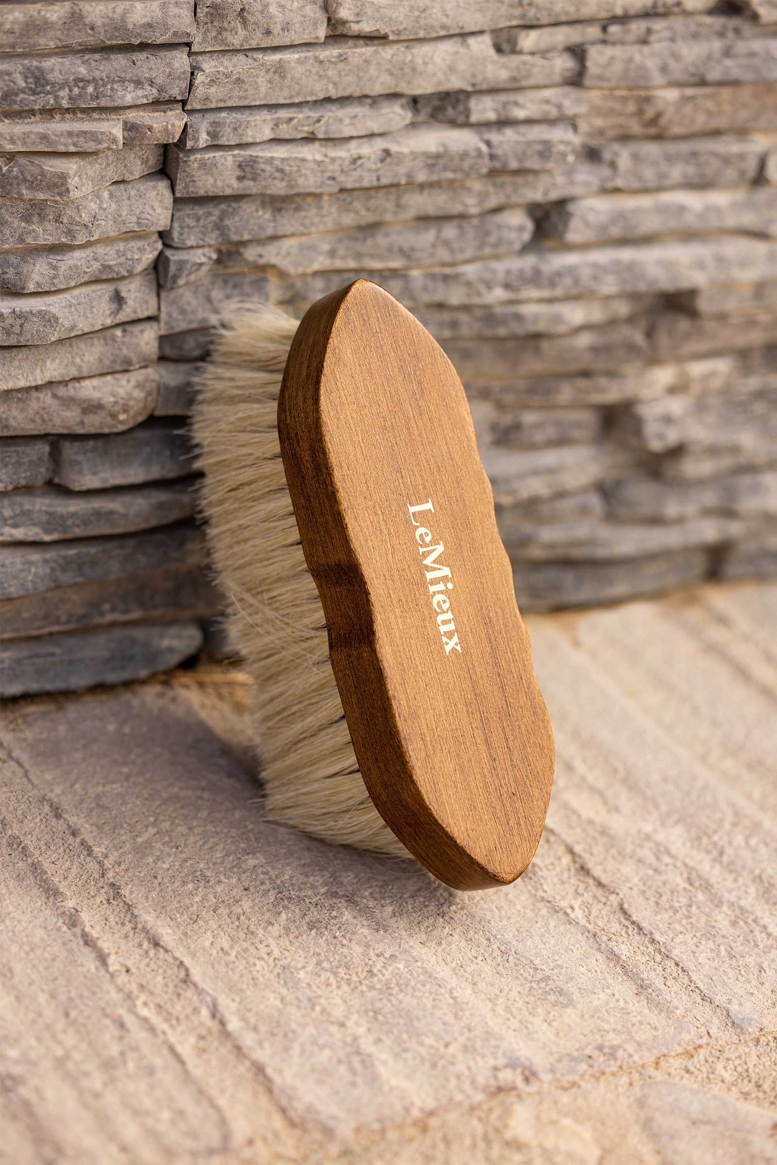 LeMieux Artisan Deep Clean Dandy Brush