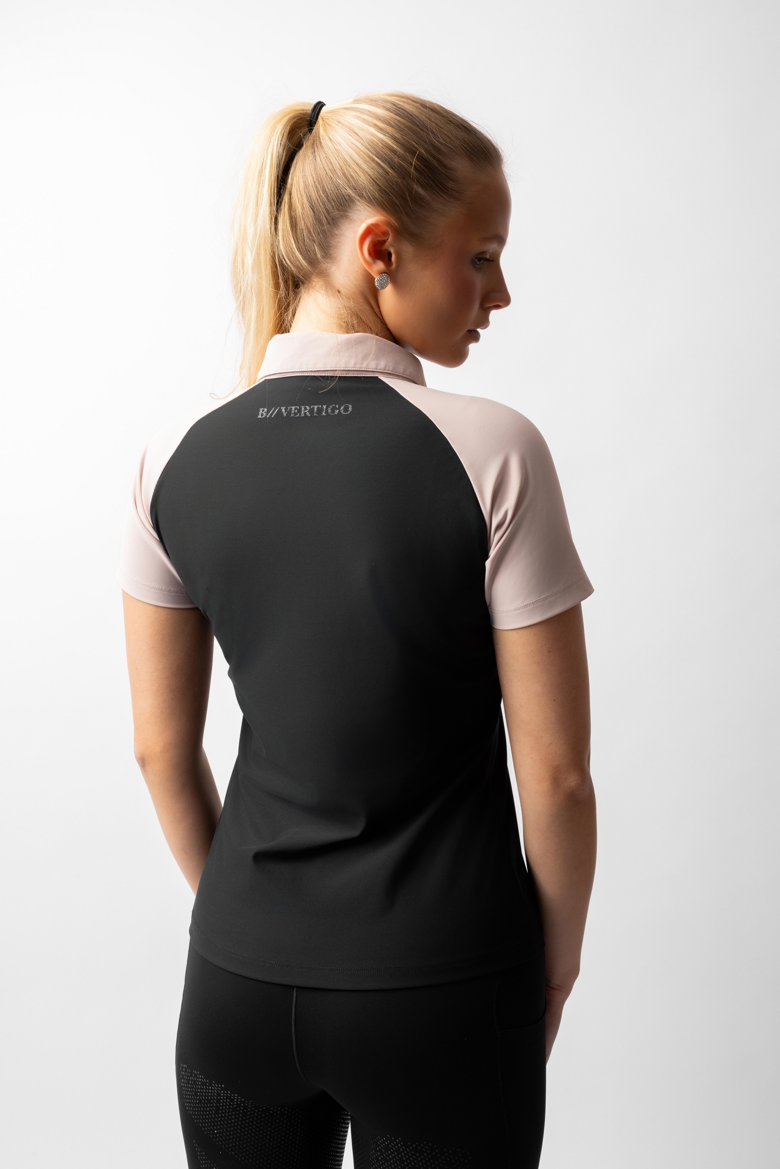 B Vertigo Giselle tofarget piqueskjorte for dame  