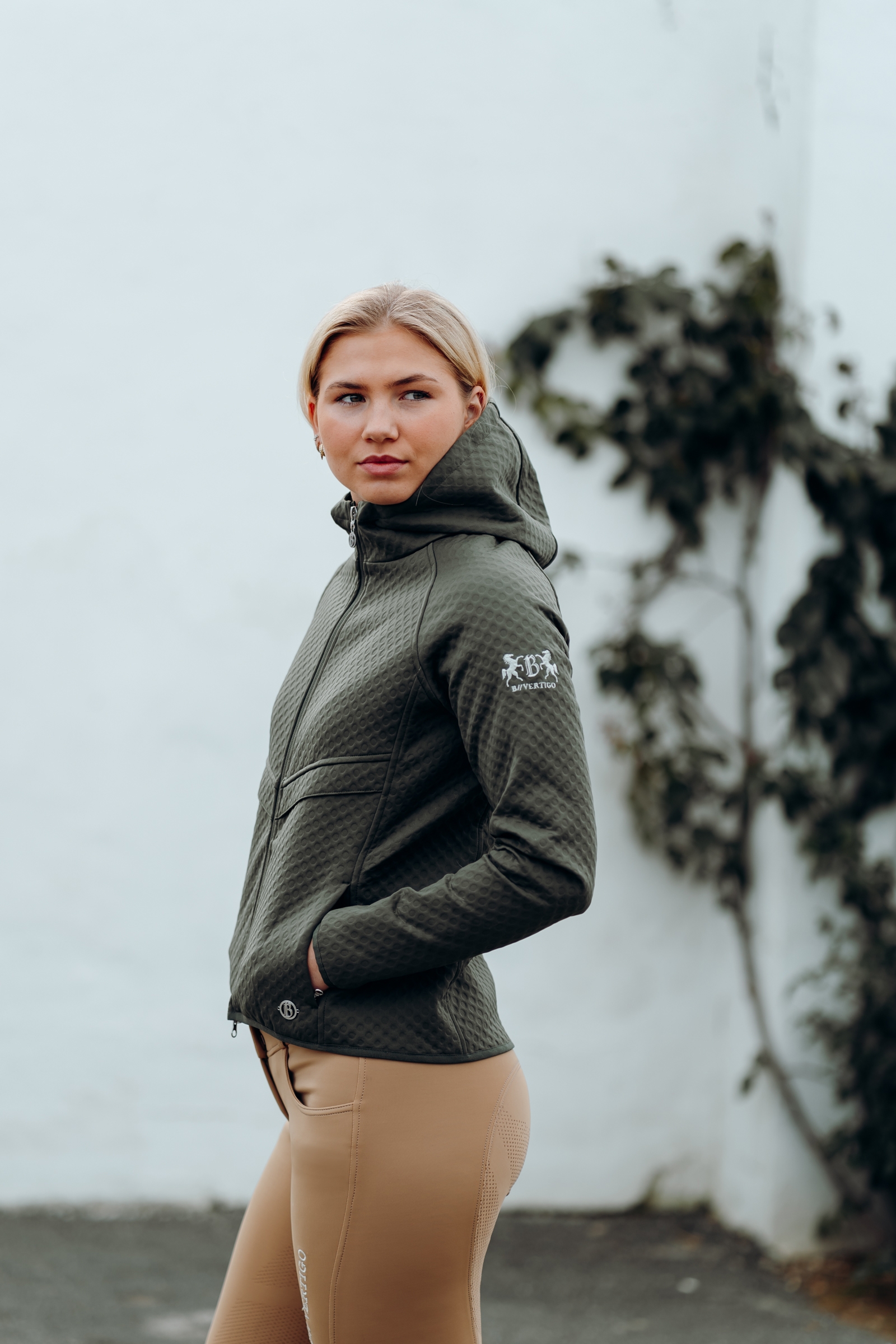 B Vertigo Norah hettejakke med scubastoff, dame