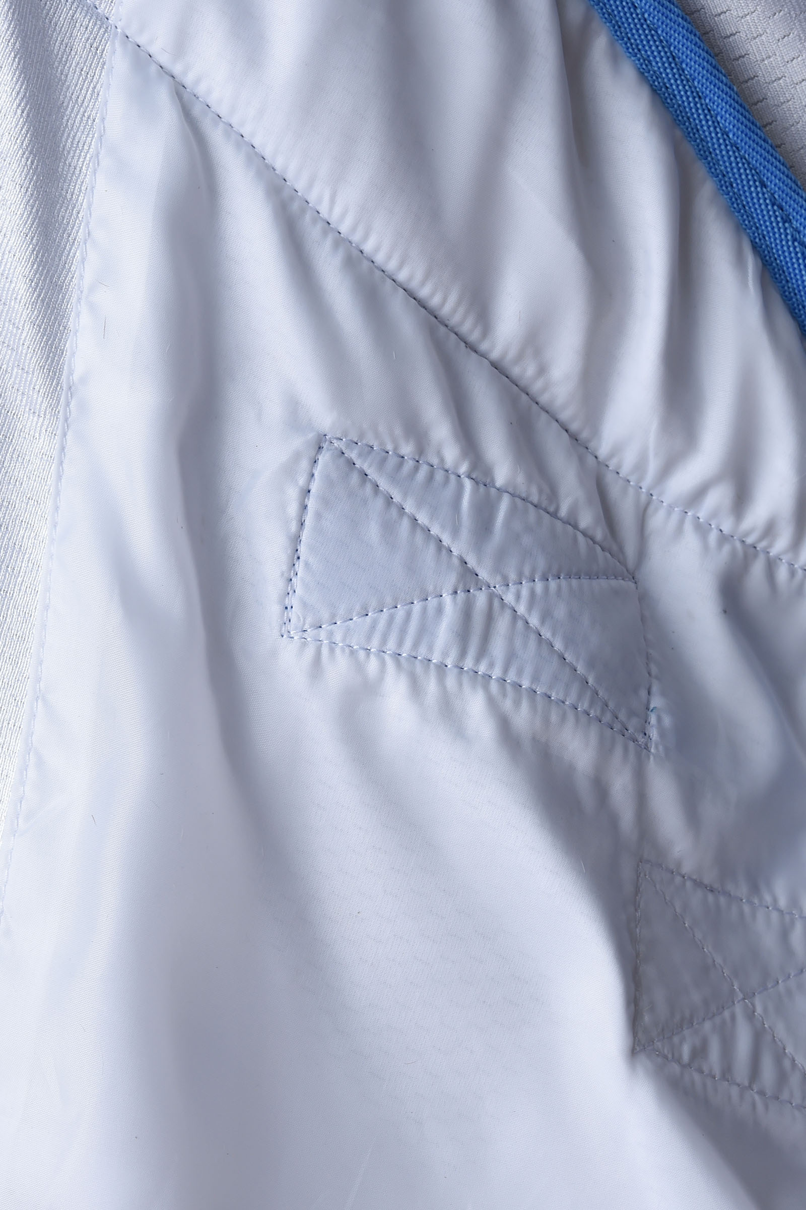 Weatherbeeta Air-Tec cooler-dekken, standard halsutsnitt