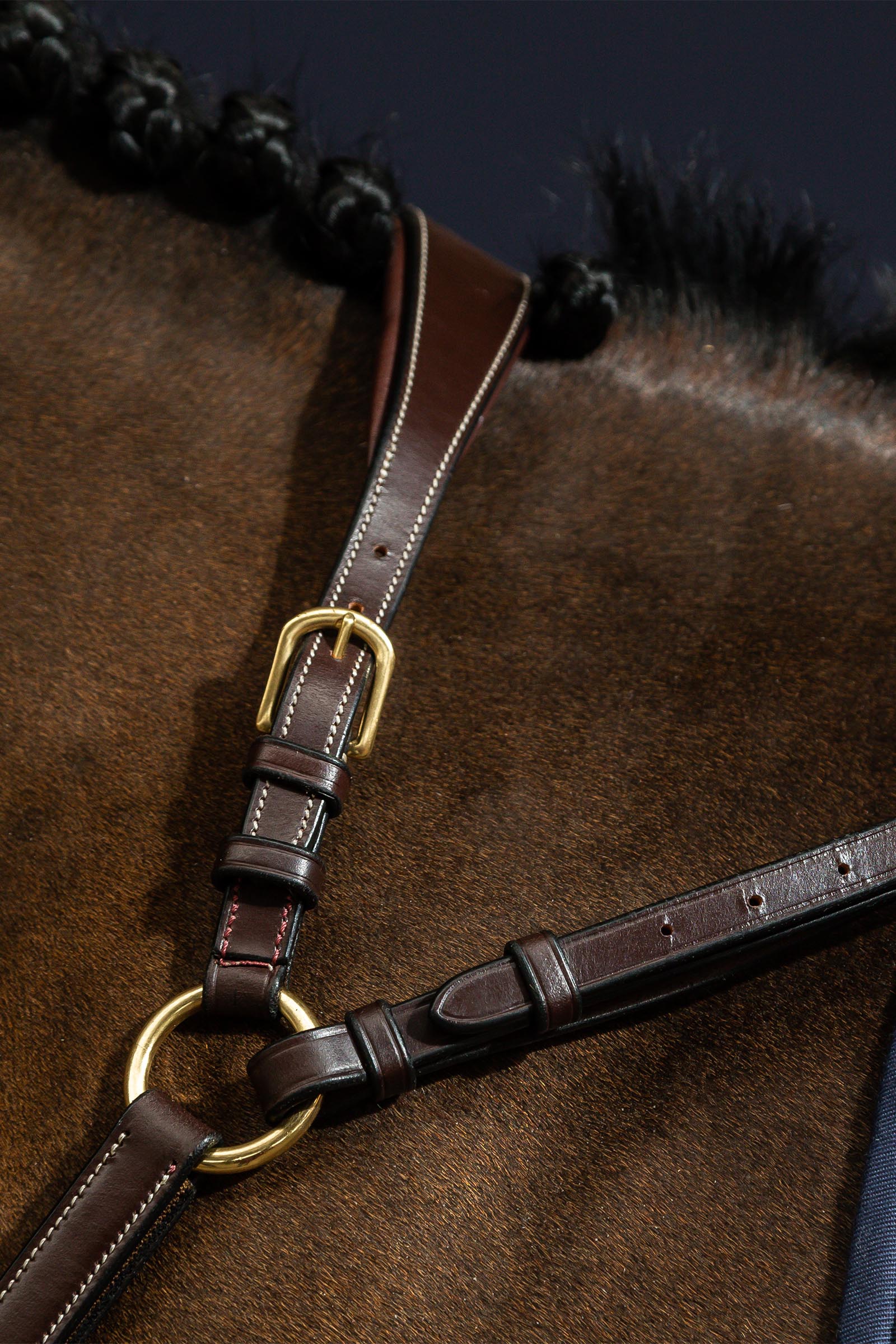 Dy'on D Collection brystplate med bro