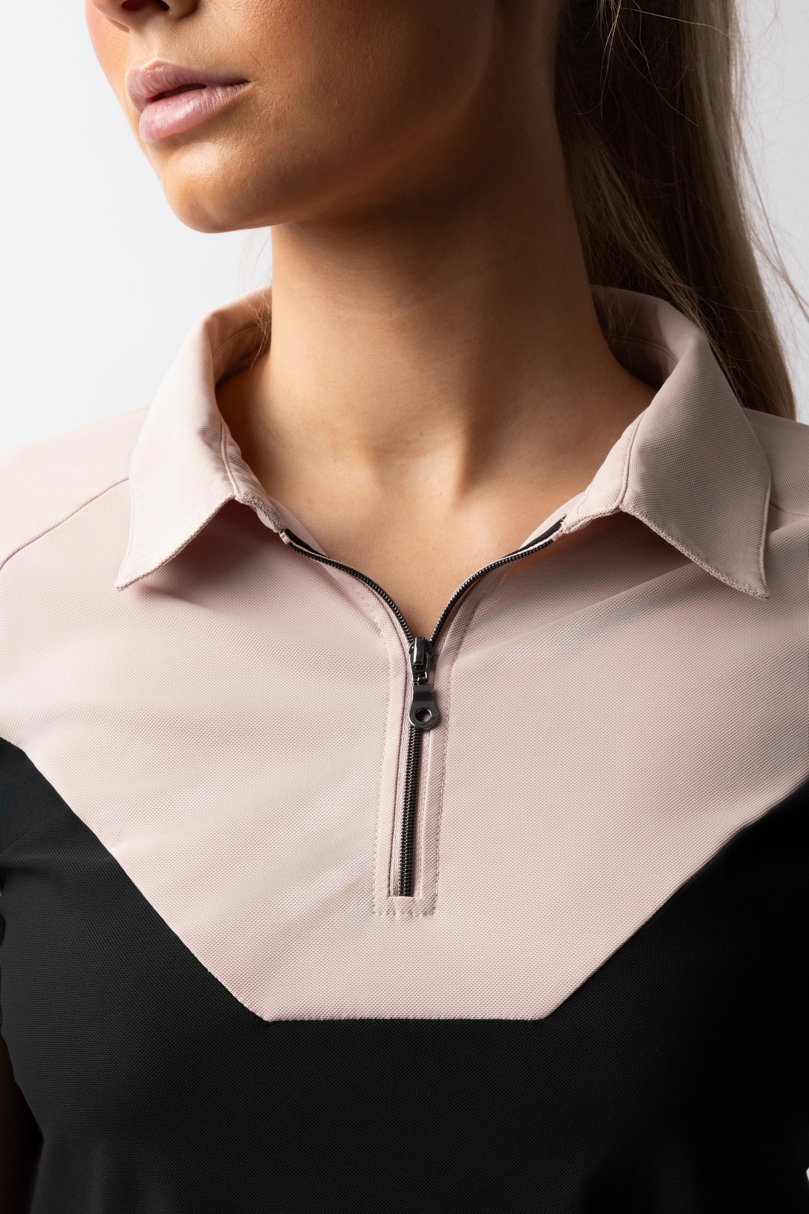 B Vertigo Giselle tofarget piqueskjorte for dame  